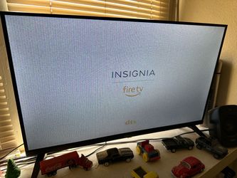 Insignia 32 inch Fire Tv with remote