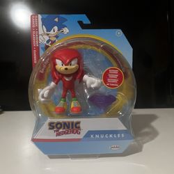 Knuckles With Emerald 