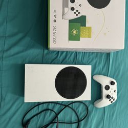 Xbox Series s And Controller