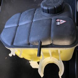 Part 2009 mercedes clk antifreeze tank