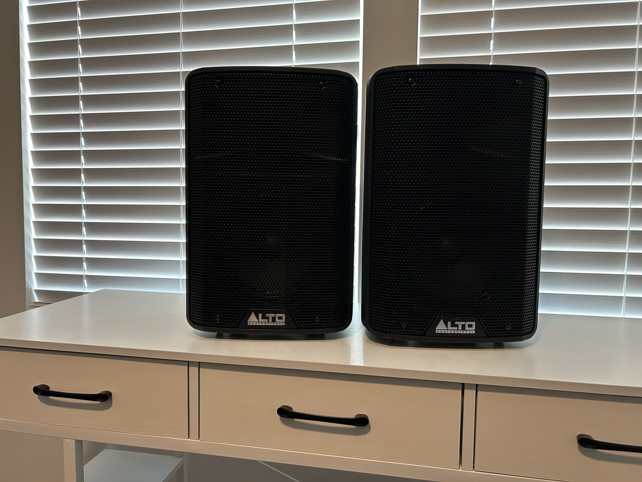 Alto TX308 Speaker Pair