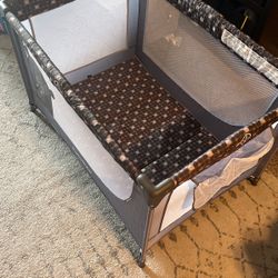 Compact Portable Crib For Babies 