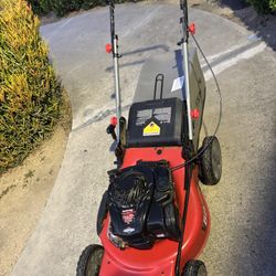 Push Mower Good Working Condition Tested Before Buy It.  160$$ Cash 