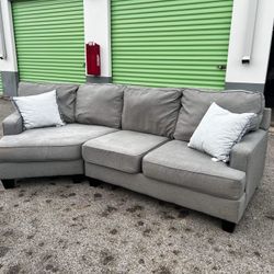 Grey sectional for sale. -$250 WEEKND SPECIAL ONLY