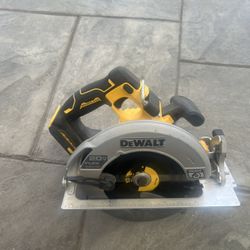 DEWALT 18V CIRCULAR SAW 