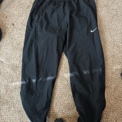 Nike dri fit pants size L