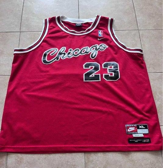 someone small NBA Icon T-Shirts Jordan, Kobe, LeBron Designs