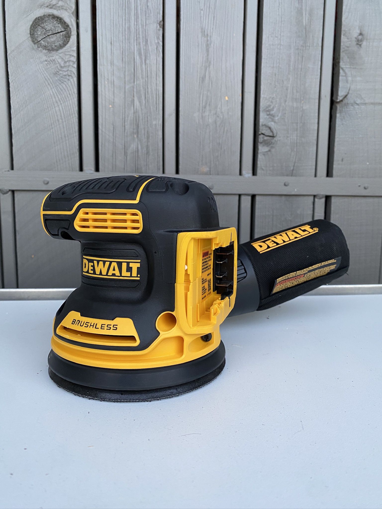 DEWALT 20V MAX XR Cordless Brushless 5 in. Random Orbital Sander (Tool Only)