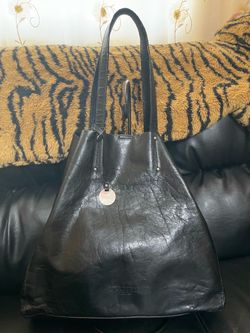 Dooney & Bourke