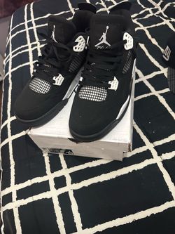 White thunders 4s