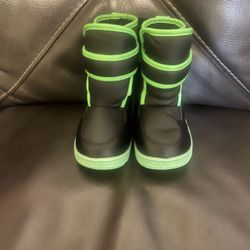 Snow Boots Size 6 Toddler 