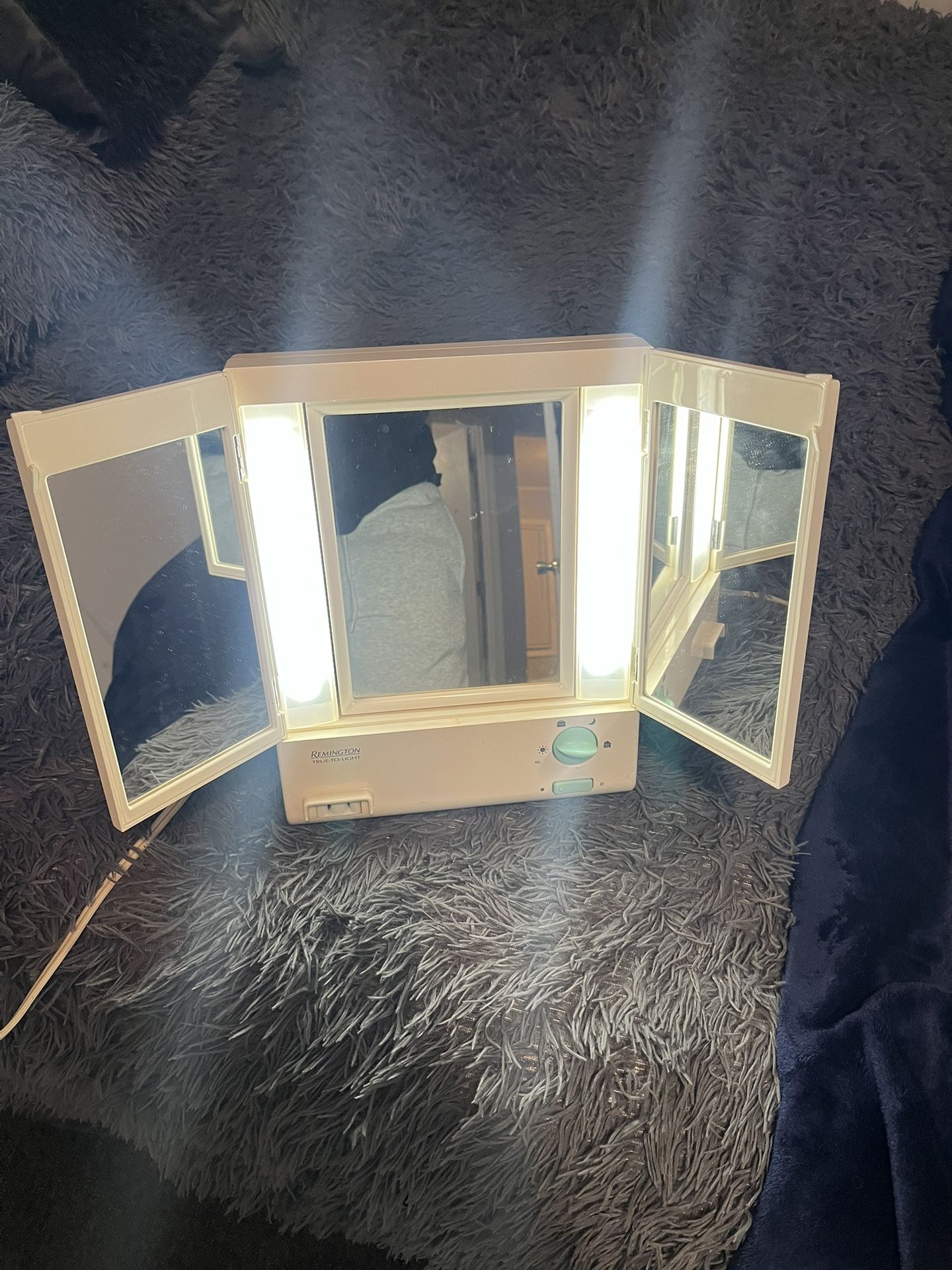 3 Mirror Vanity 