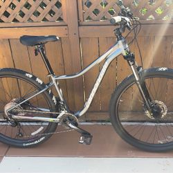 2019/20 Cannondale Tango 4