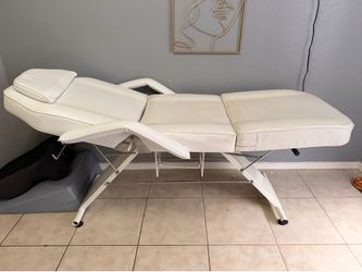 Massage/lash/brow table