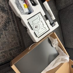 Lenovo Think Pack 24 Inch Screen 