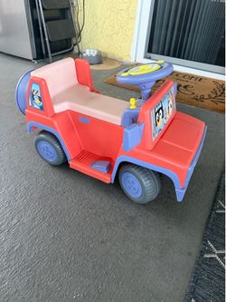 Bluey kids ride on electric car
