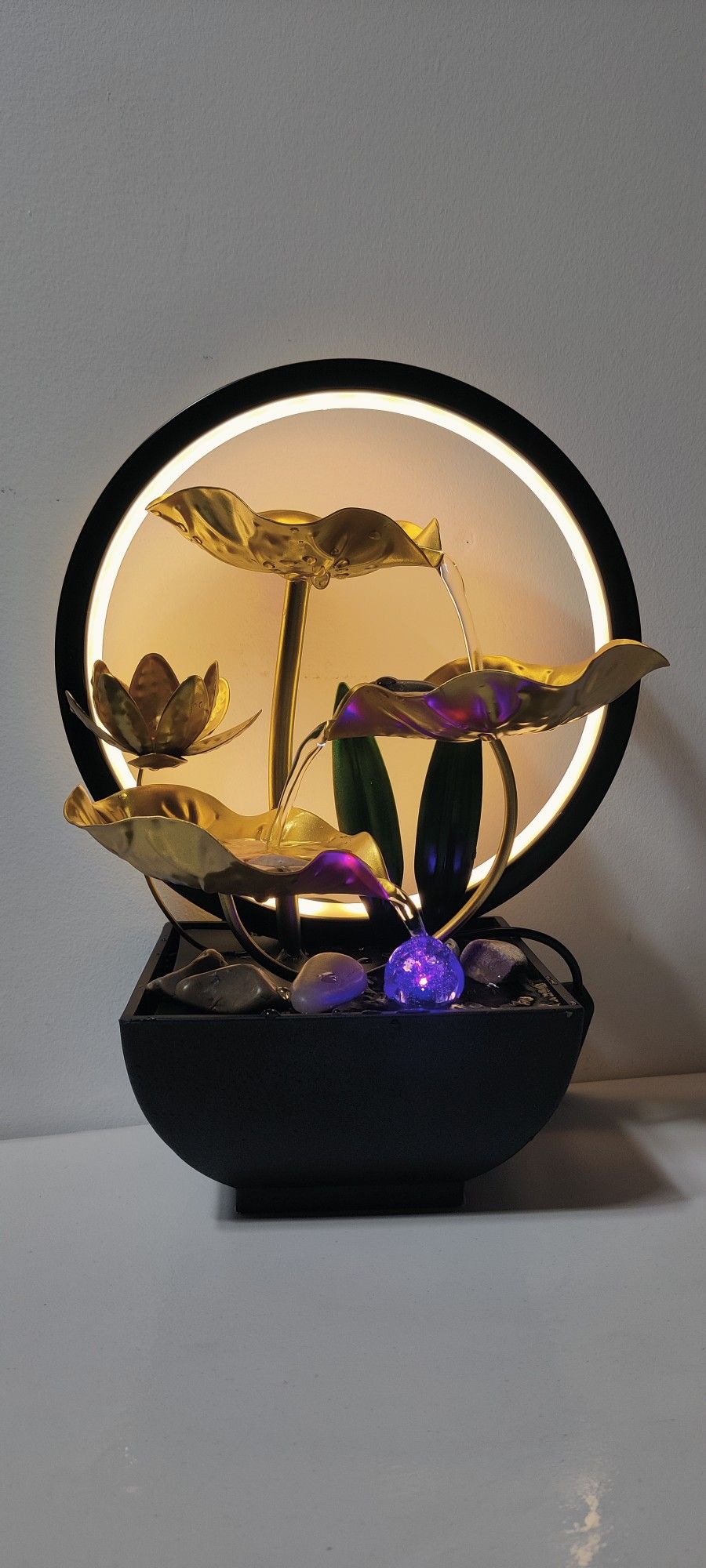 Beautiful Water Fountain Gold Flowers Natural Humidifier White Noise Yoga Meditation Water Fall Relaxation Anti stress