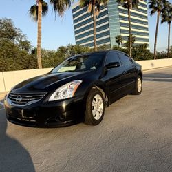 Nissan Altima 2011