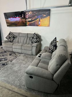 🌟 Ashley furniture grey reclining couch and loveseat with storage and cupholders 🛋 ( FREE DELIVERY)