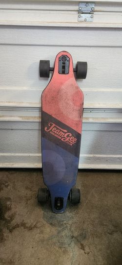 Electric Longboard Team Gee