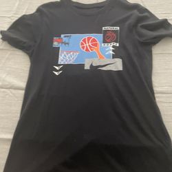 Nike Graphic Tee 