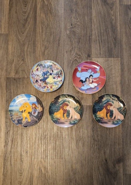 Disney Plates