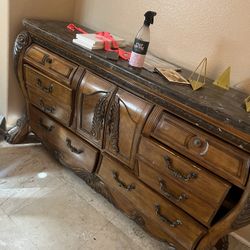 Cajón De Madera Y Mármol
