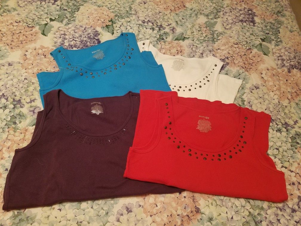 Lot Of  4 Size XL St John's Bay Tank Tops