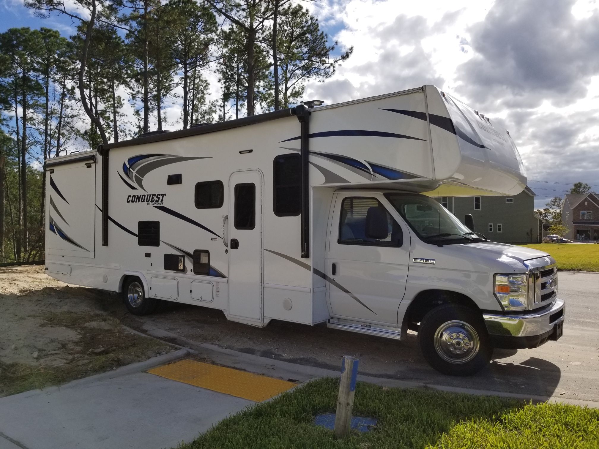 2017 Gulf Stream Conquest
