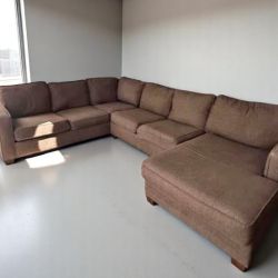 🛋 Ashley Sectional Sofa Couch 🚚 DELIVERY AVAILABLE
