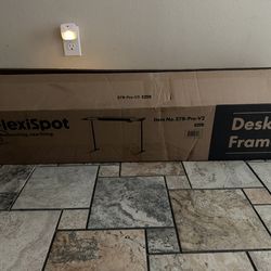 Flexispot E7 Pro Desk Frame - Black (not working well)