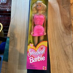 Vintage 1997 Sweetheart Barbie