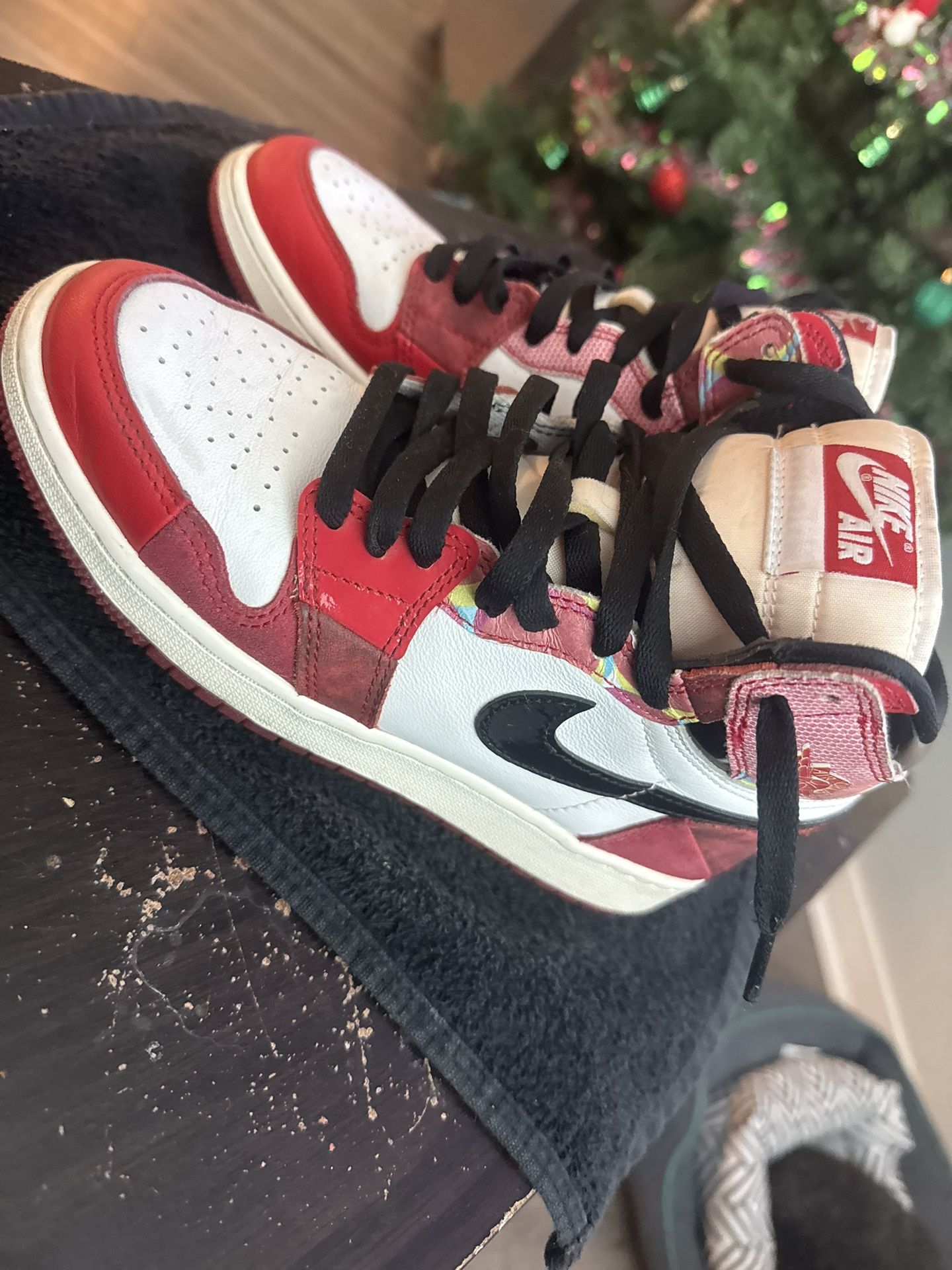 Jordan 1 Spider-Man Size 5Y