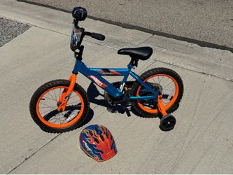 Hotwheels 16” bike w/ helmet