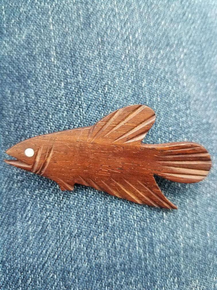 Vintage carved wood fish lapel pin