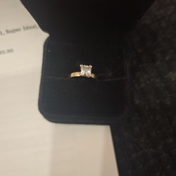 1.07 Carat Princess VS1 RING Size 5 1/2 (Brilliance)