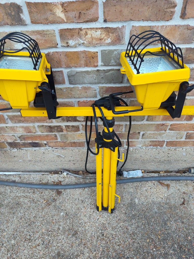 Shop Lights LUCES PARA SU PATIO SOLO 30$