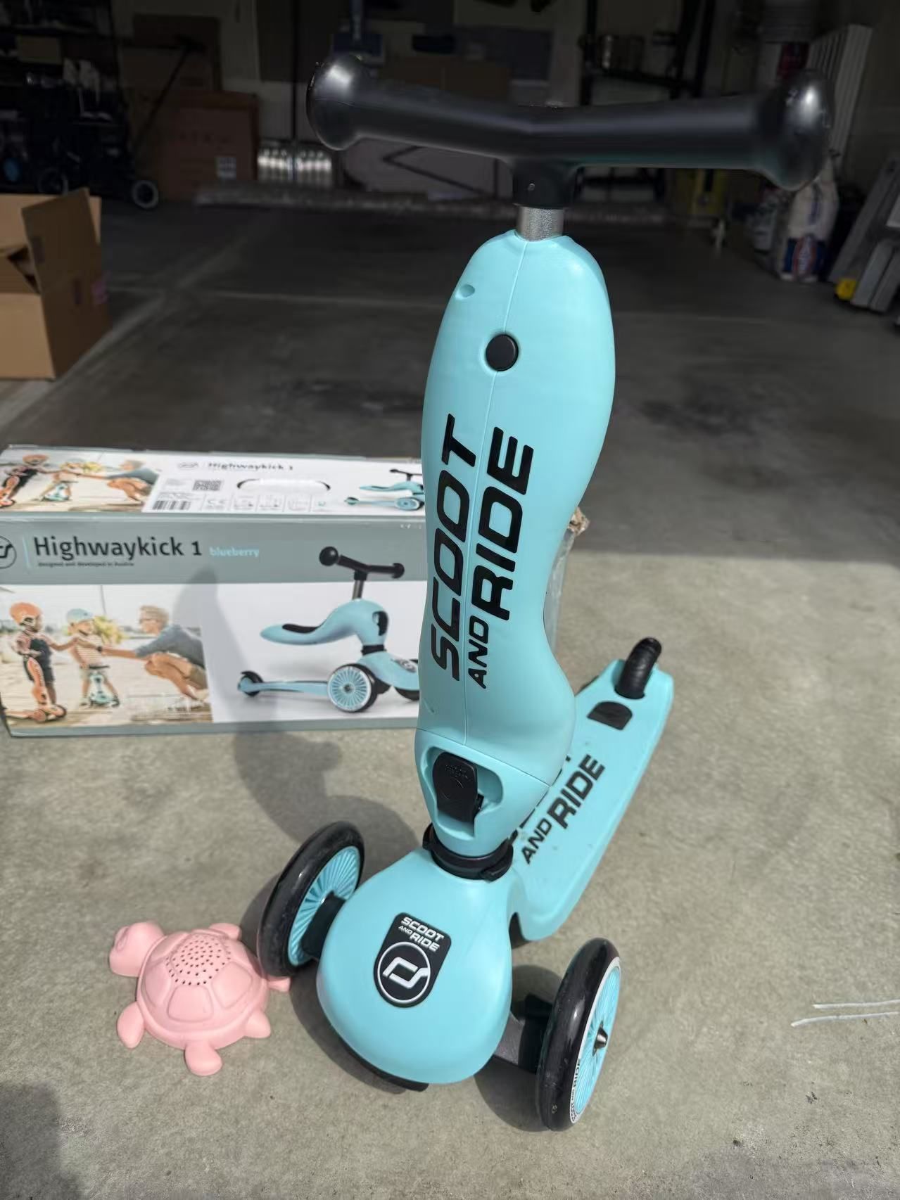 Brand New Scoot & Ride 2-in-1
