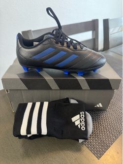 Soccer shoes size 2 de niño