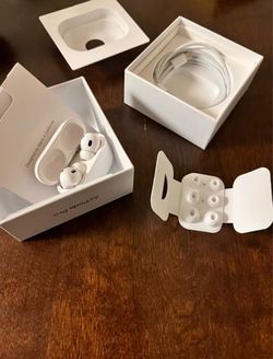 Apple AirPods Pro with Charging Case