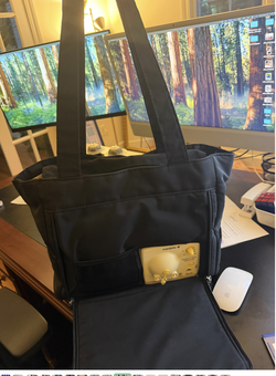 Medela Pump In Style Advanced Breast Pump with Bag & Accessories
