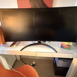 LG 34” Curved Monitor (needs repair)
