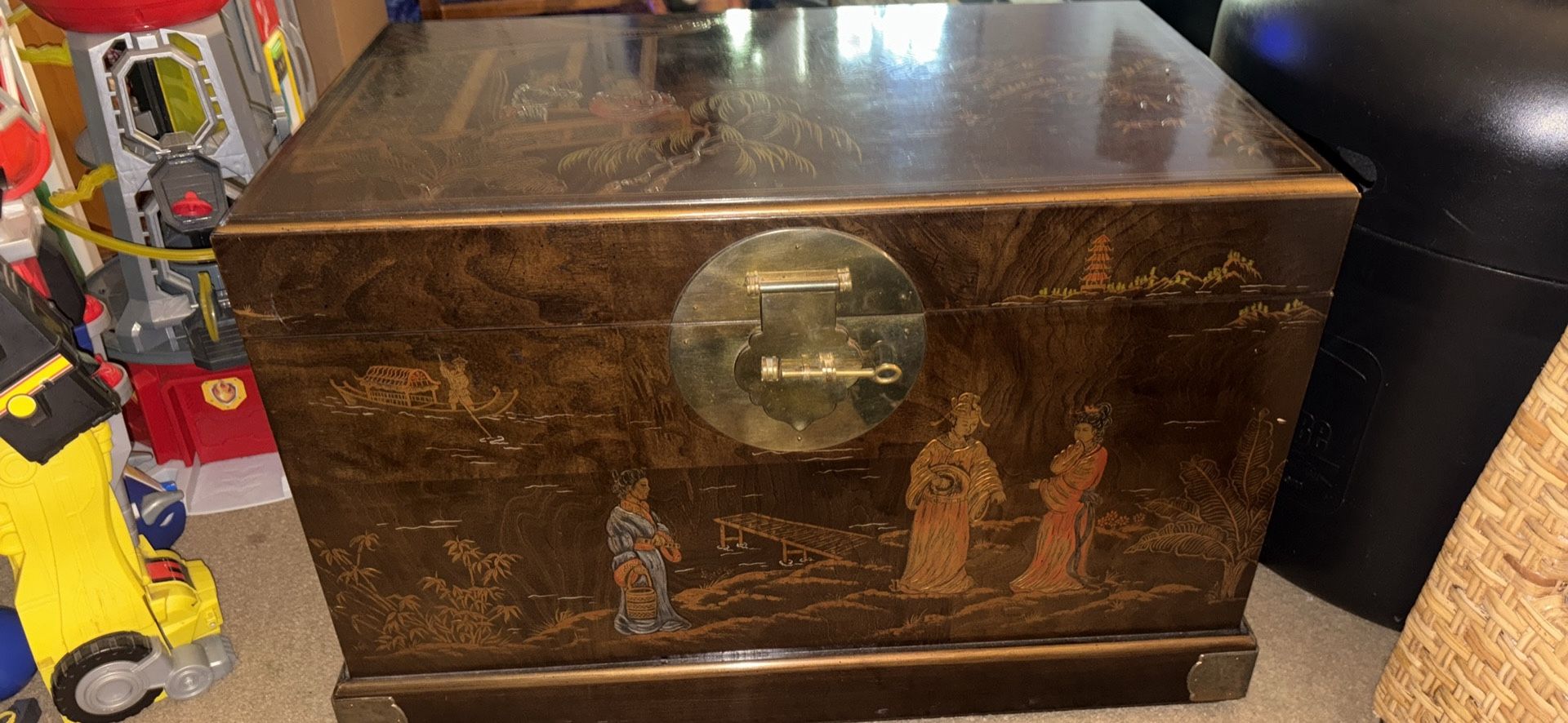 Beautiful, Heavy Wooden Asian Chest