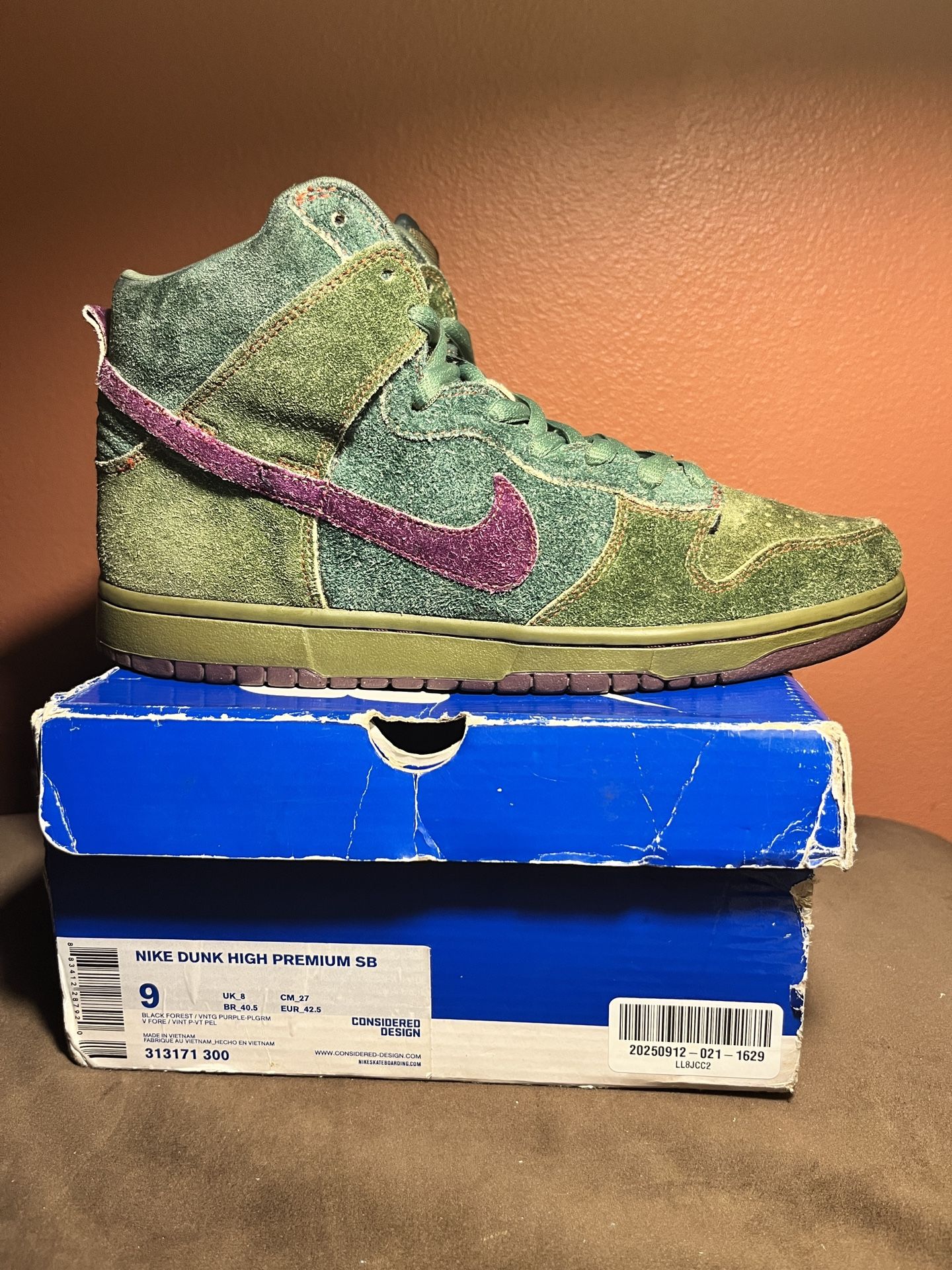 Nike SB Dunk High PRM 2010 Skunk