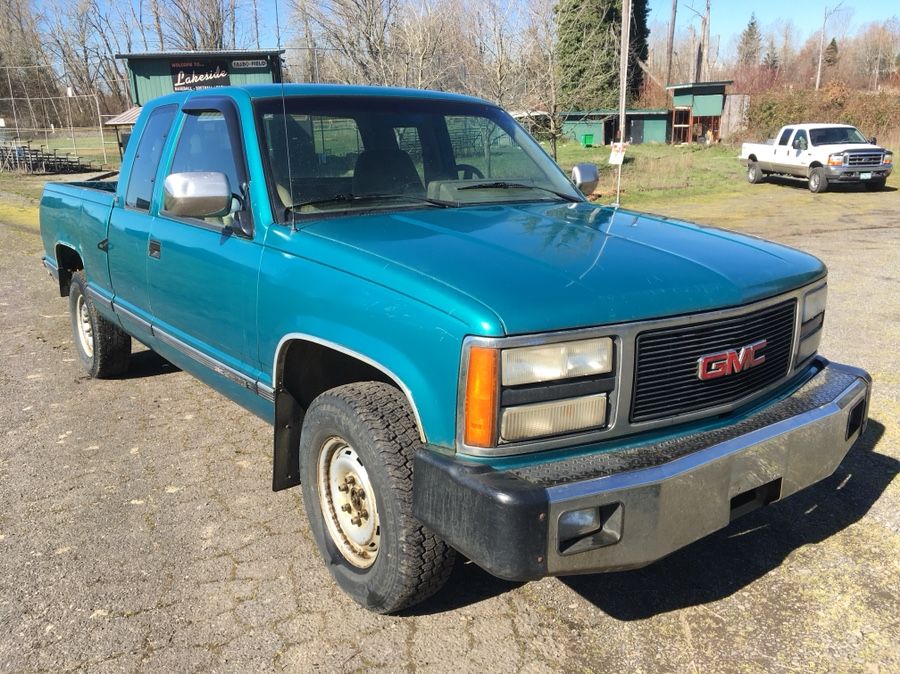 1993 GMC sierra 2500 SLS 4X4, extended cab, tow pkg