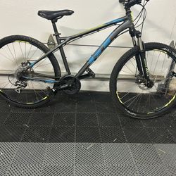 GT Aggressor Pro Mountain Bike 