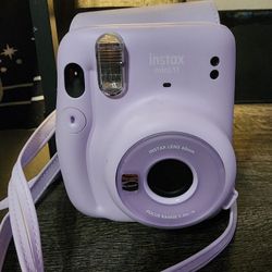 Fujifilm Instax Mini 12 Instant Camera