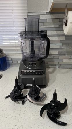Ninja food processor and attachments