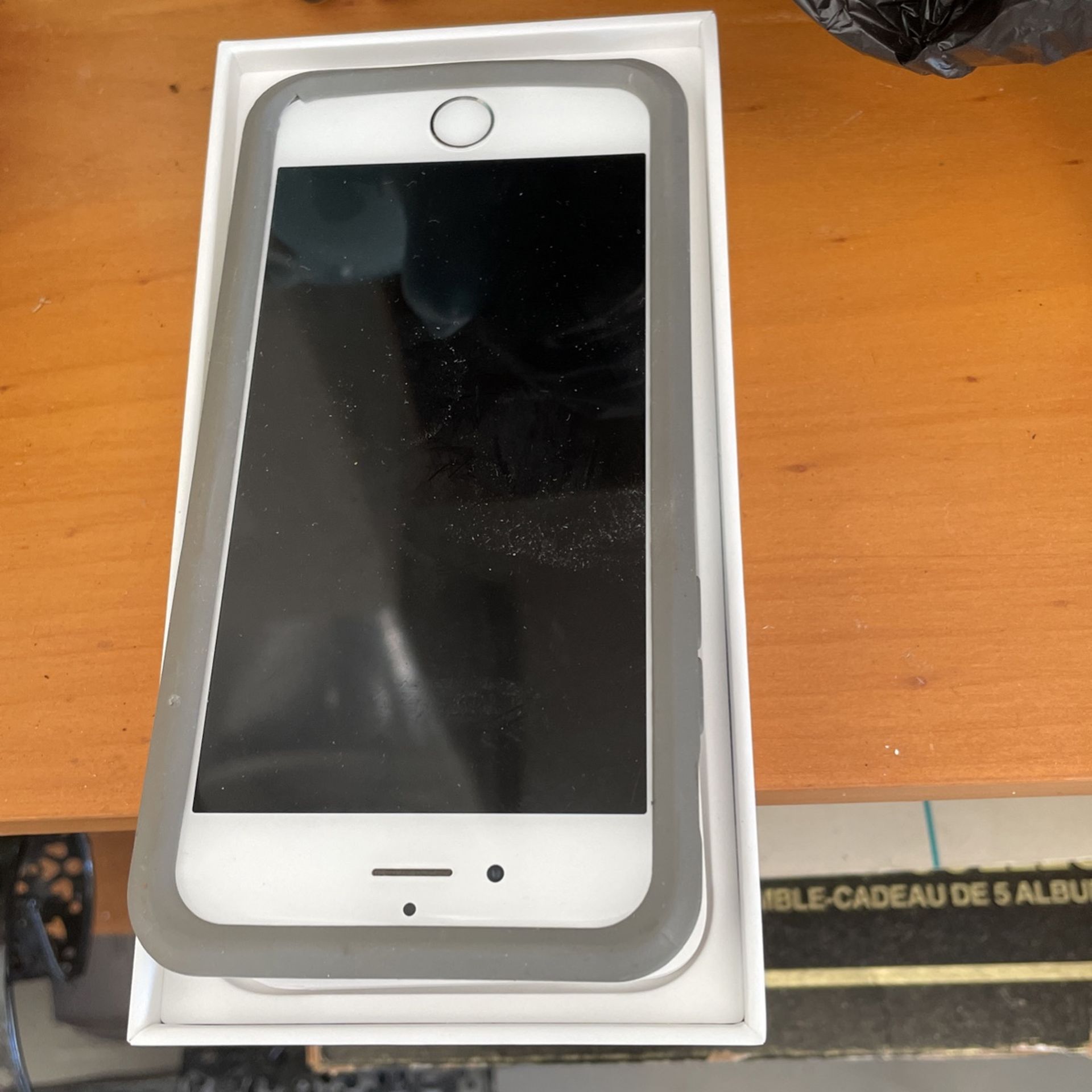 iPhone 6 In Case, All Clear To Go