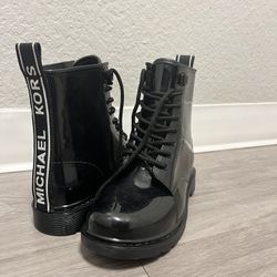 Michael Kors Tavie Black Boots 7